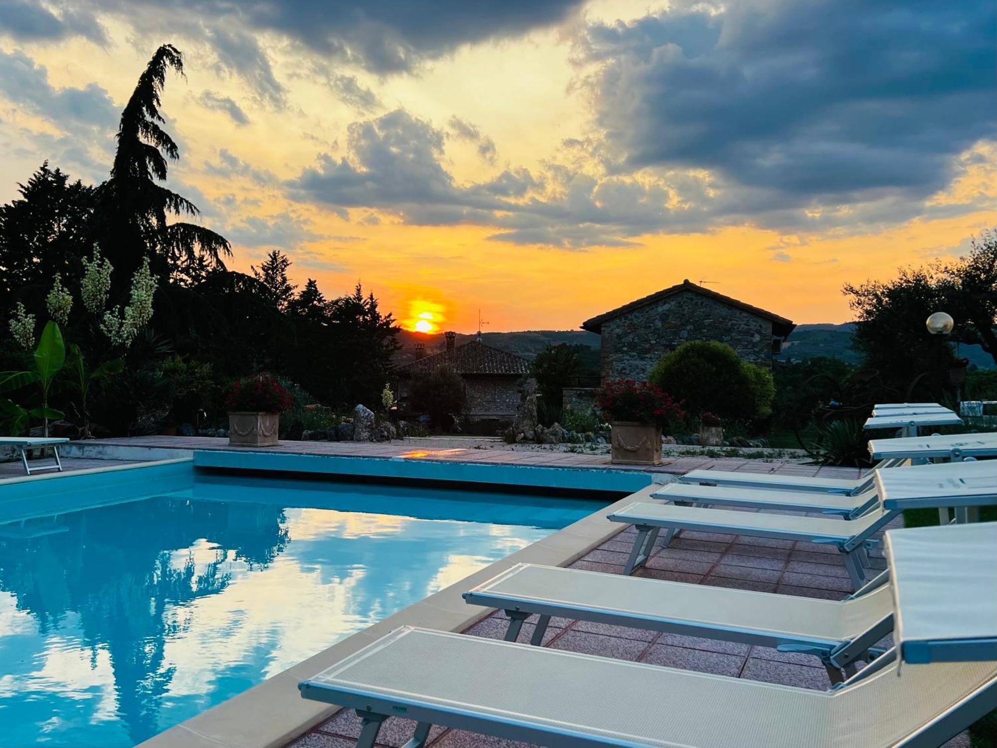 Le Case Di Lisetta Holiday Homes Corciano Exterior photo