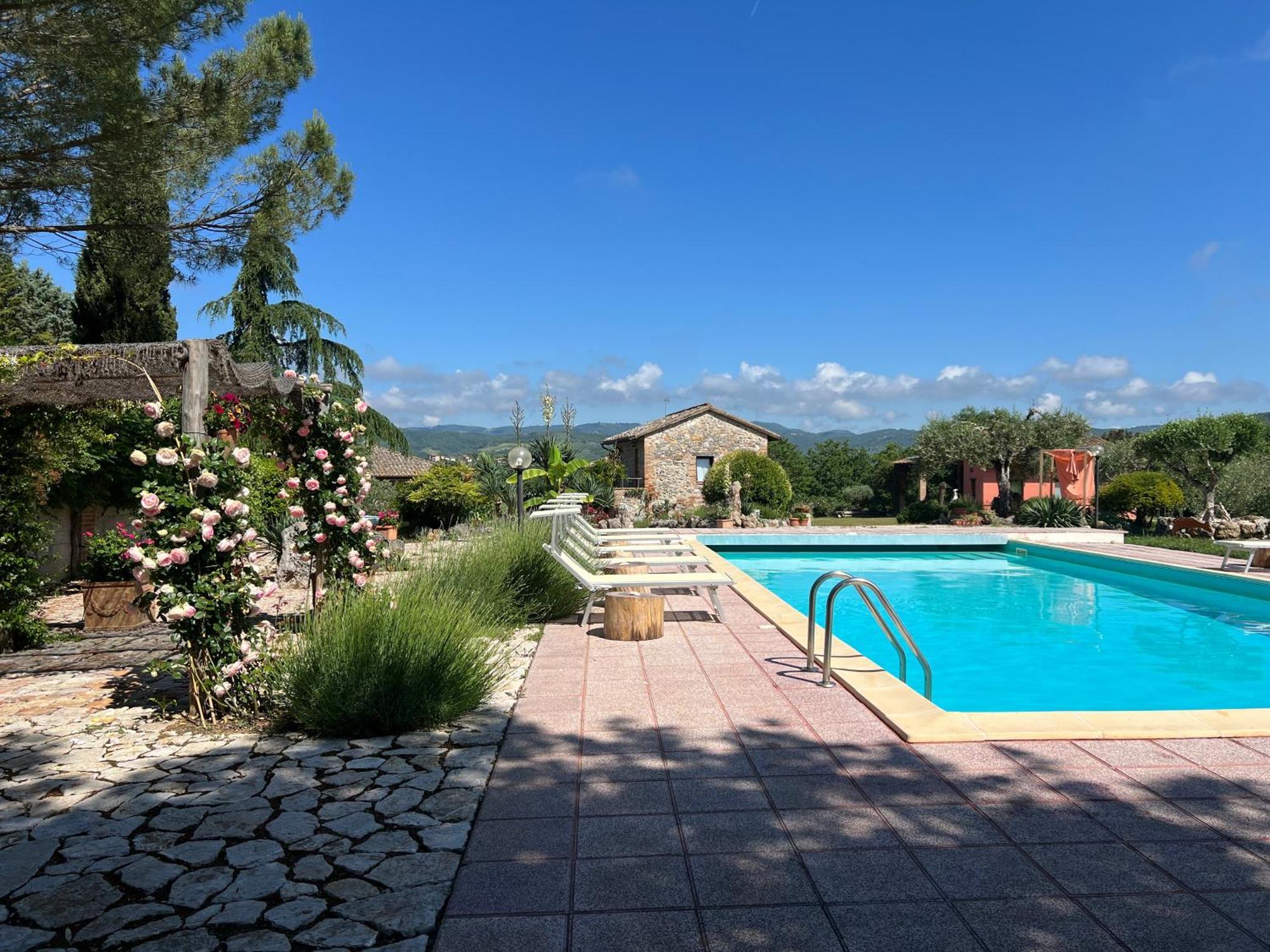 Le Case Di Lisetta Holiday Homes Corciano Exterior photo